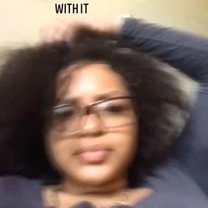 Meet your Posher, Vee